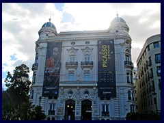 Centro Cultural Bancaja (Center Cultural Bank), Placa de Tetuán